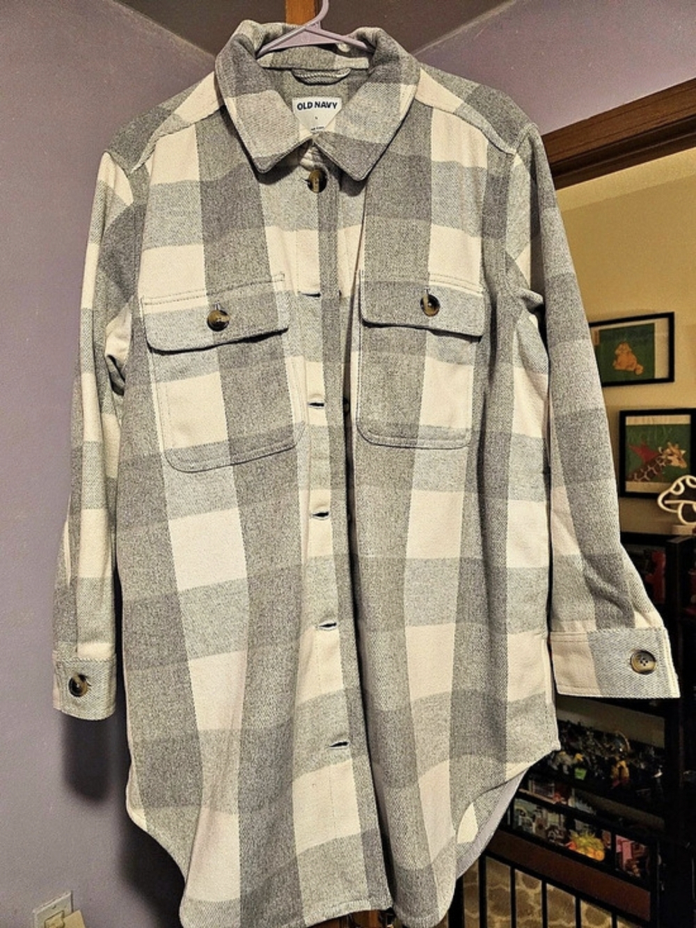 Old Navy Plaid Shirt Jacket in Gray & Cream Size Large NWT